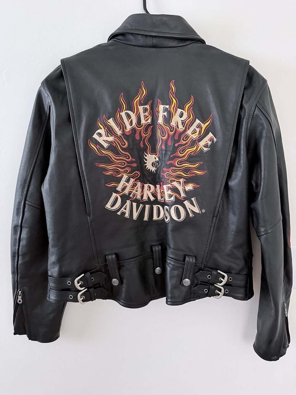 Vintage Harley Davidson Women’s RIDE FREE Flaming Black Leather Jacket XL